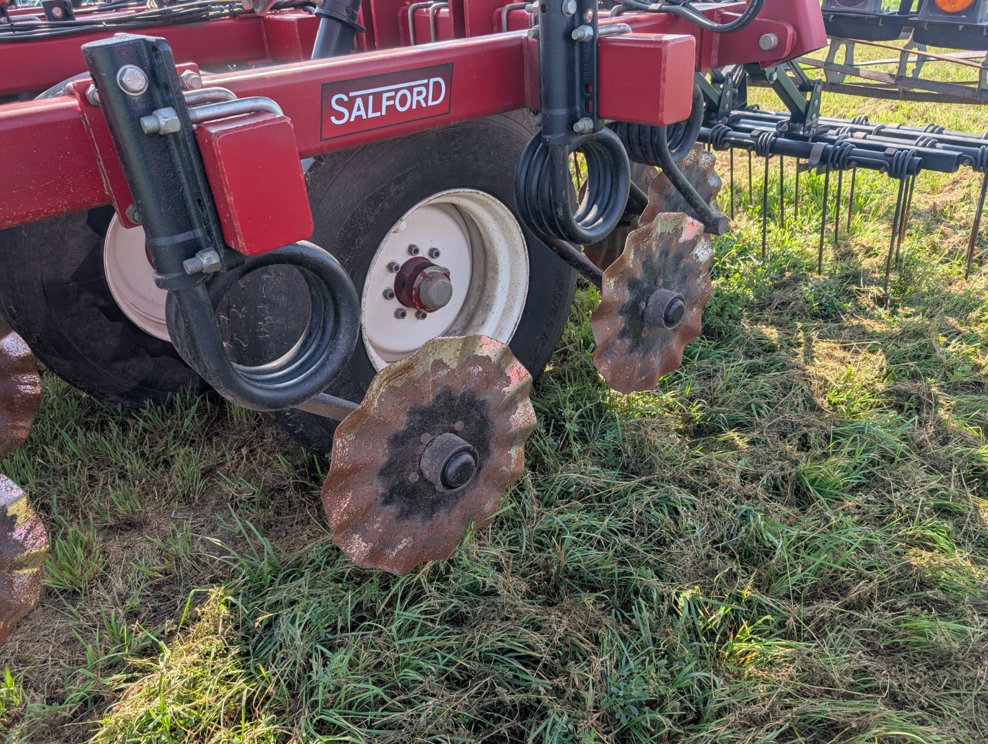 2017 Salford I4241 Vertical Tillage