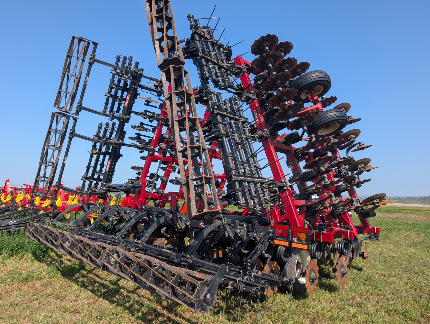 2017 Salford I4241 Vertical Tillage