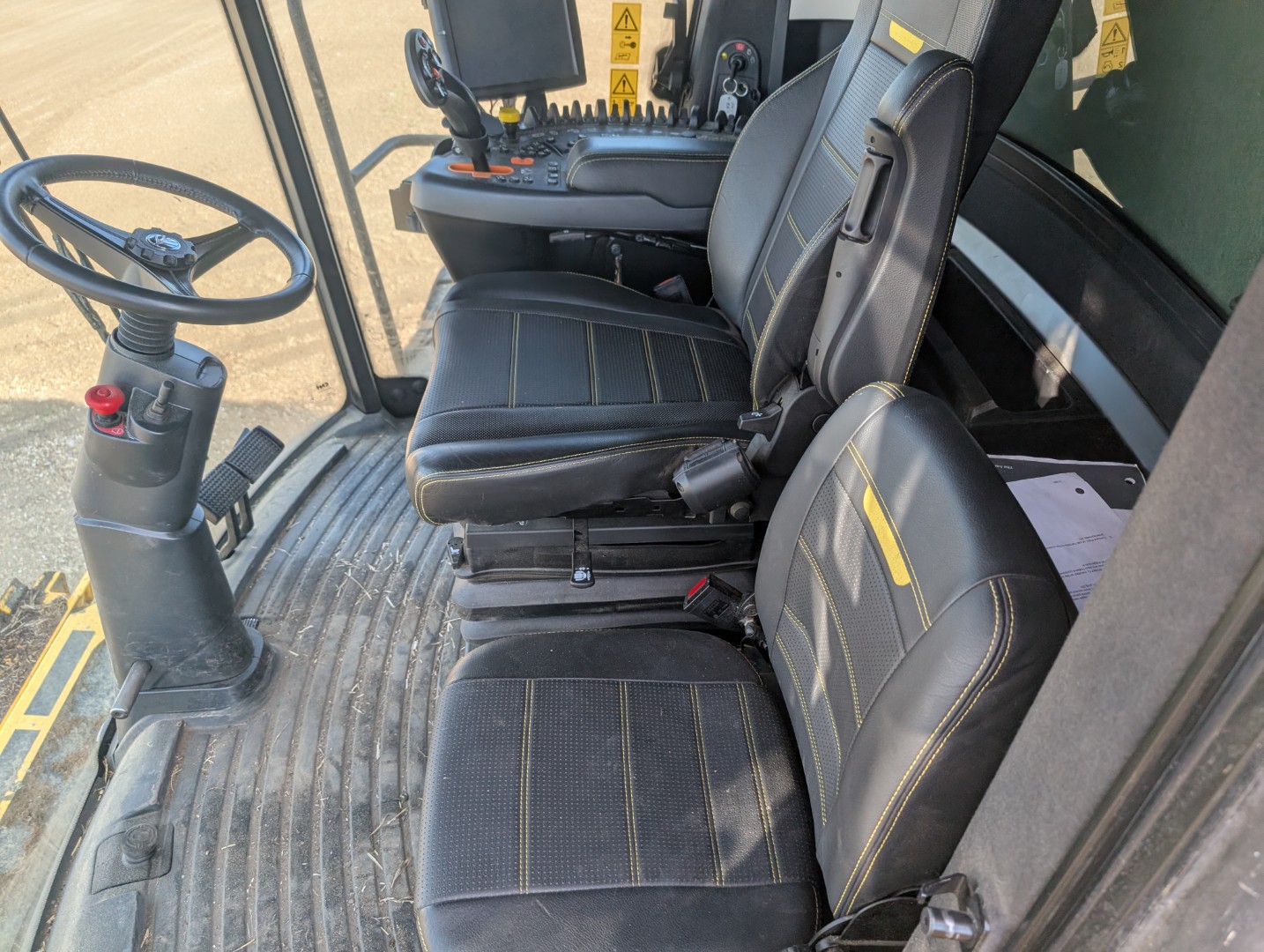 2024 New Holland CR9.90Z Combine