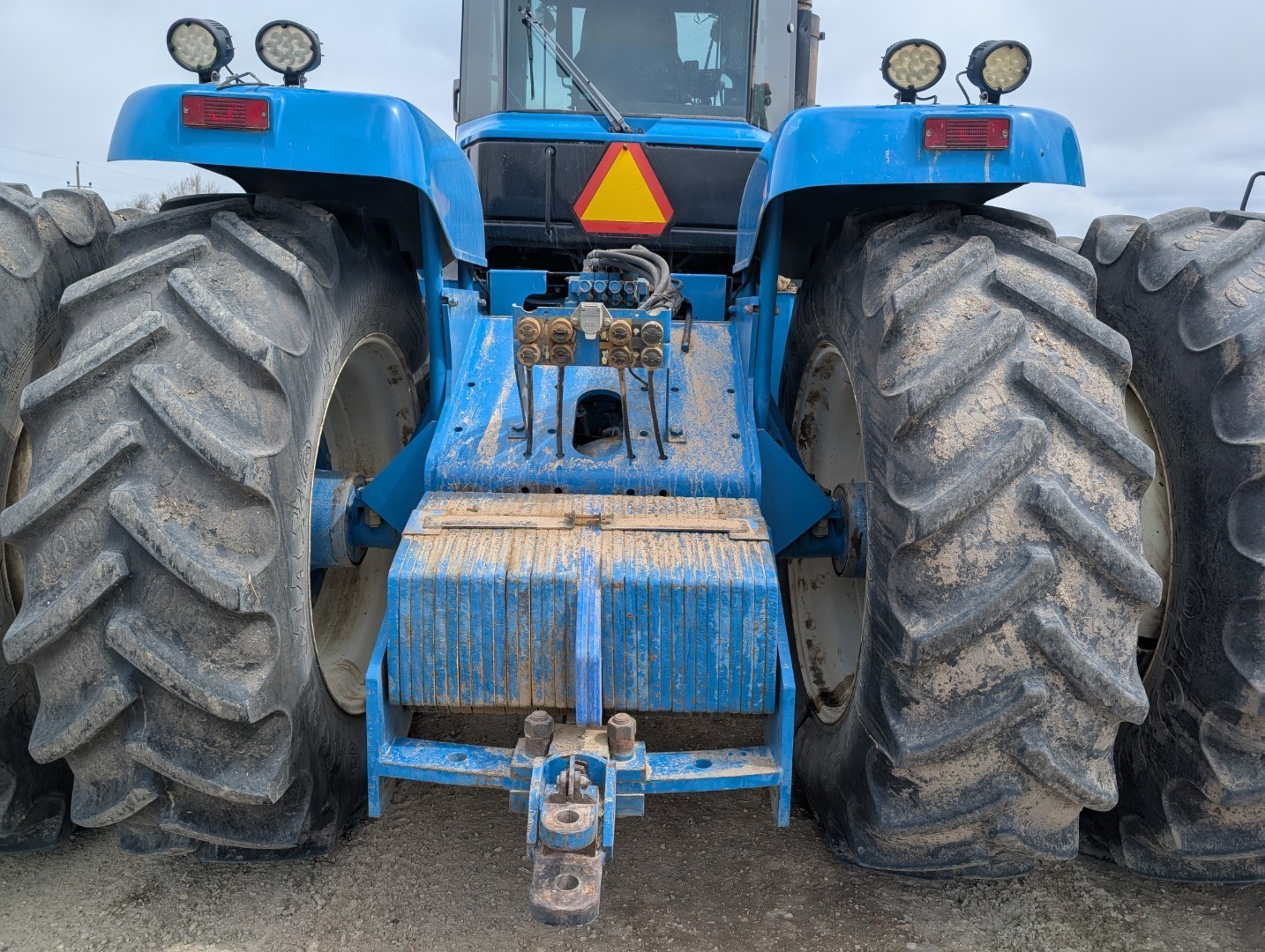 1994 New Holland 9880 Tractor 4WD
