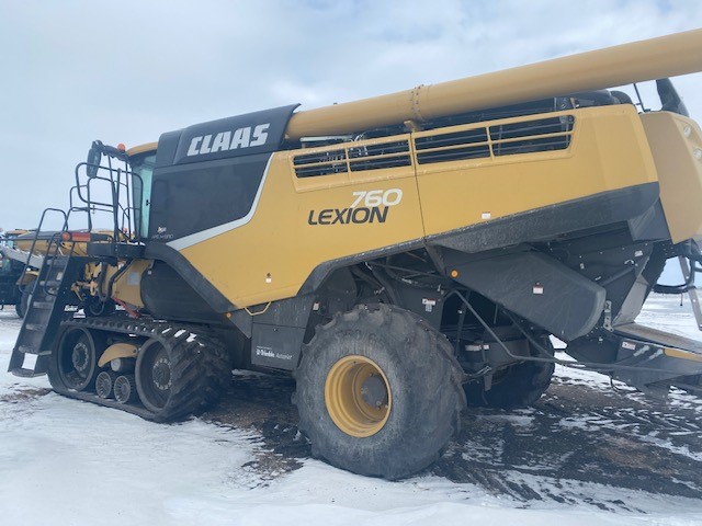 2015 CLAAS 760TT Combine