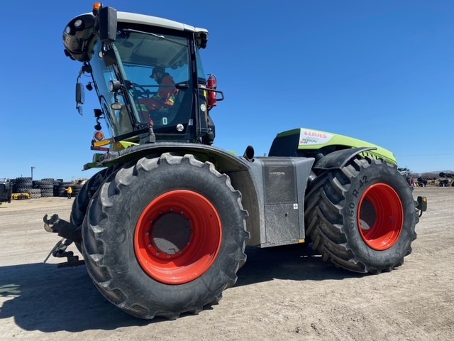 2016 CLAAS Xerion 4000 Trac VC Tractor