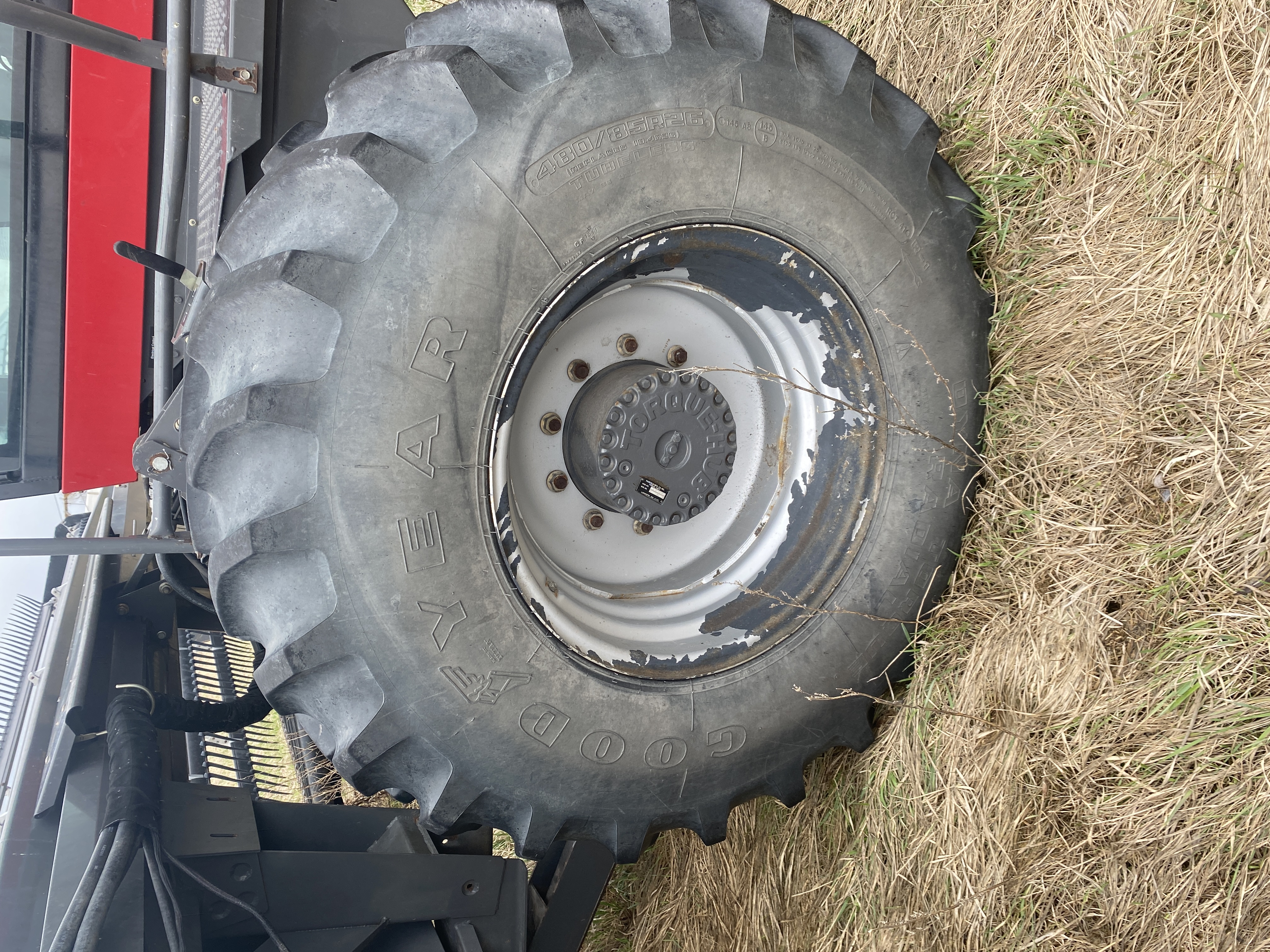 2011 Massey Ferguson MF9430 Swather