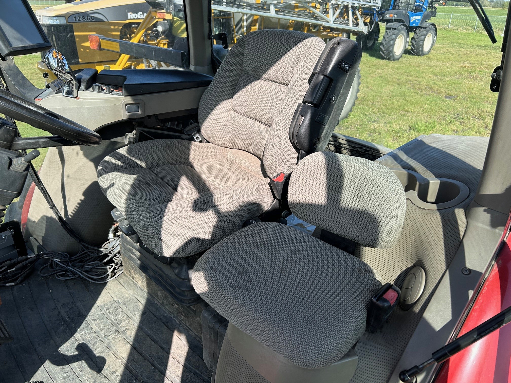 2013 Case IH Magnum 235 Tractor