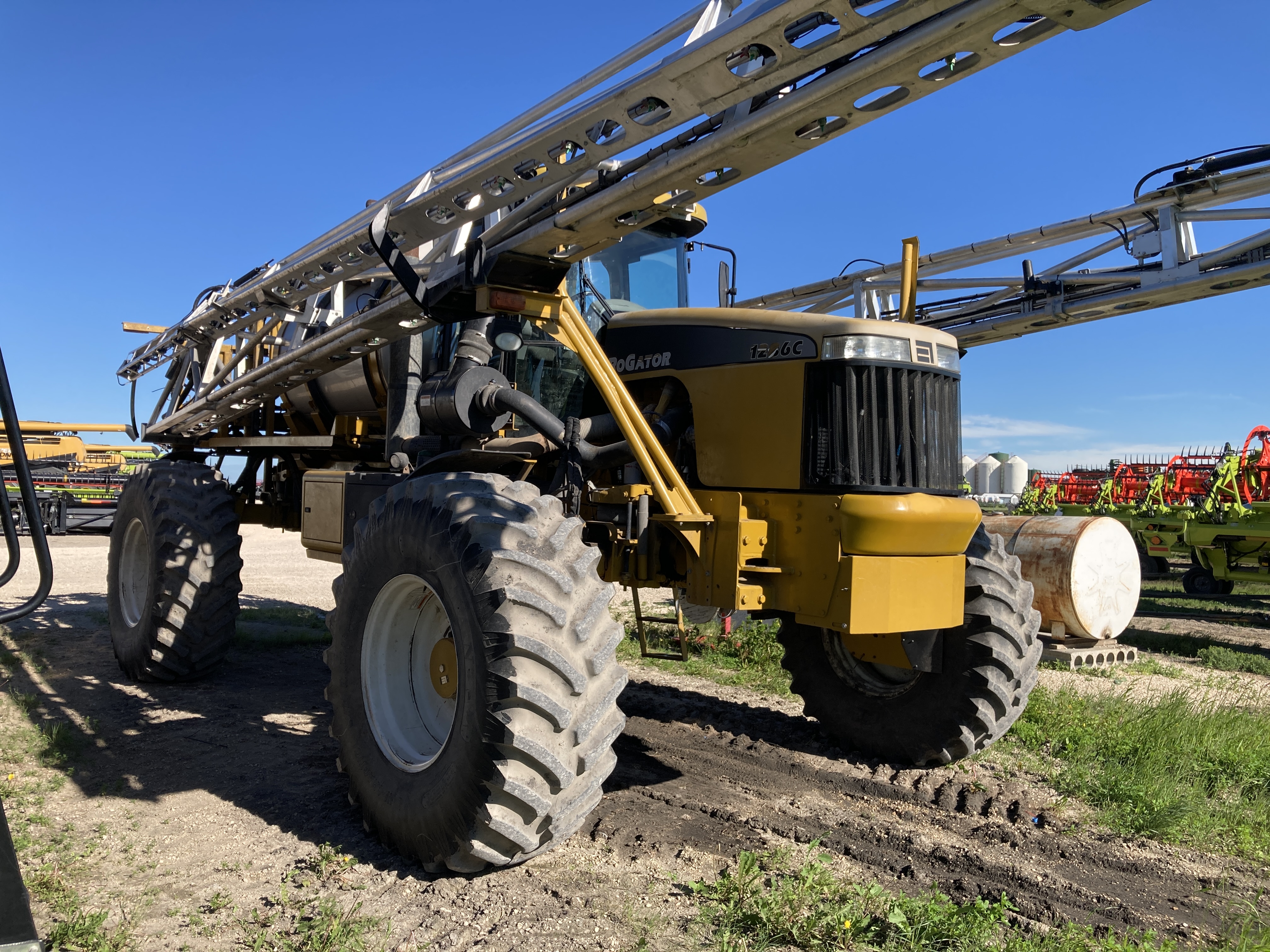 2009 RoGator 1286C Sprayer/High Clearance