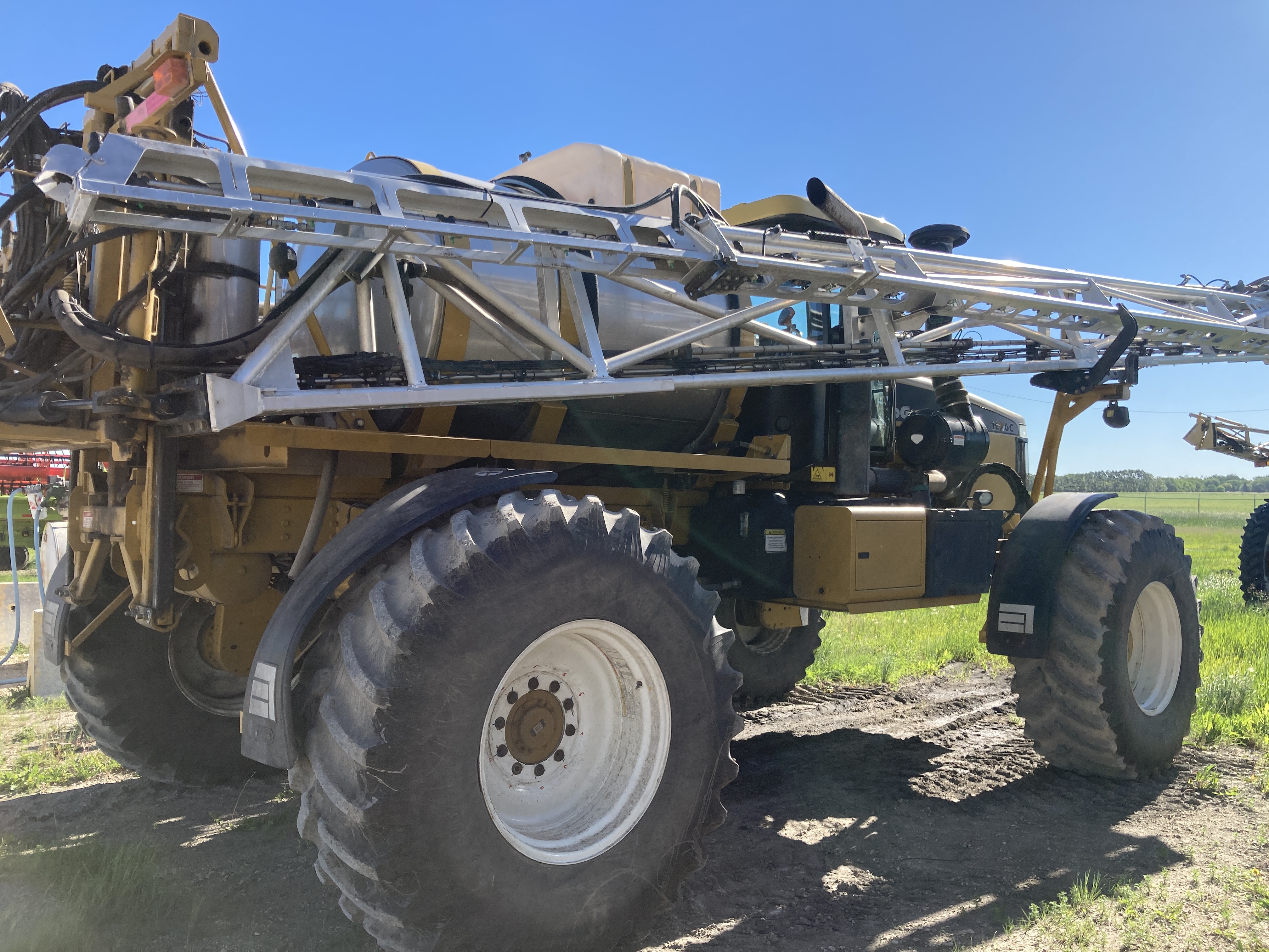 2009 RoGator 1286C Sprayer/High Clearance