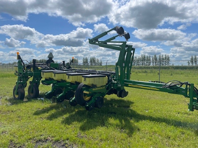 2008 John Deere 1770NT Planter