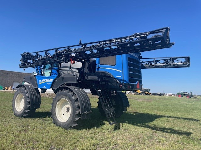 2014 New Holland SP.295F Sprayer/High Clearance