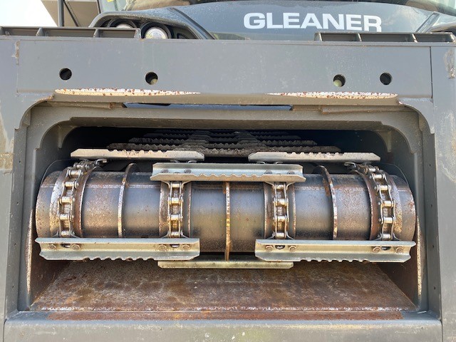 2017 AGCO Gleaner S96 Combine