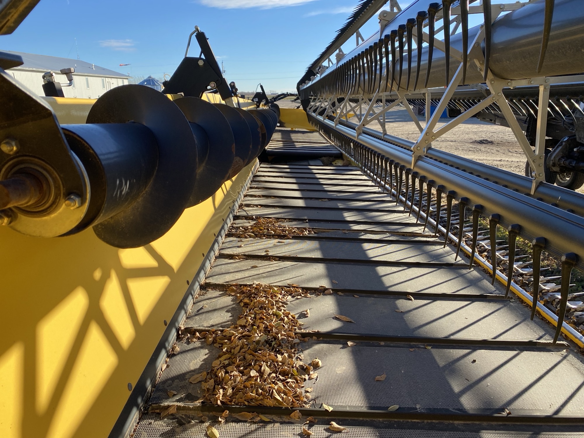 2011 New Holland 94C Header Combine