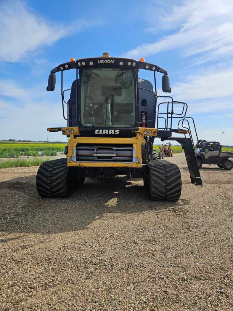 2015 CLAAS 760TT Combine