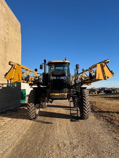 2022 RoGator RG1100C Sprayer/High Clearance