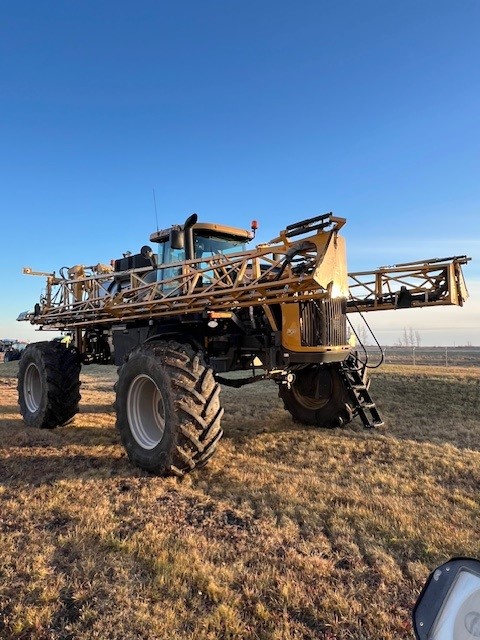 2022 RoGator RG1100C Sprayer/High Clearance