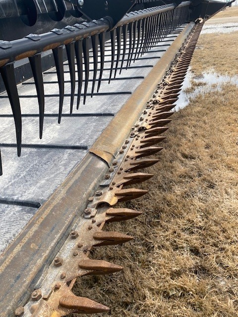 2018 MacDon FD140 LEXION Header Combine