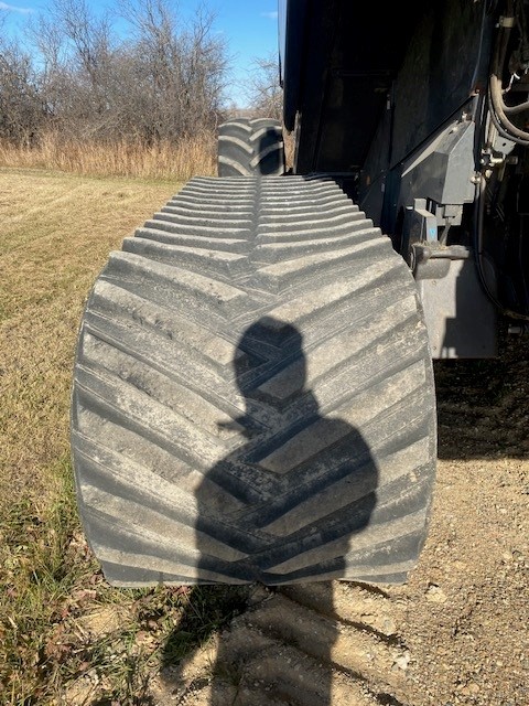 2009 Caterpillar 575R Combine