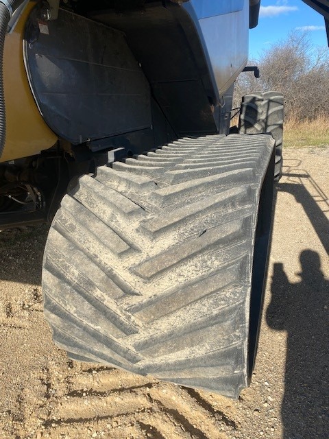 2009 Caterpillar 575R Combine