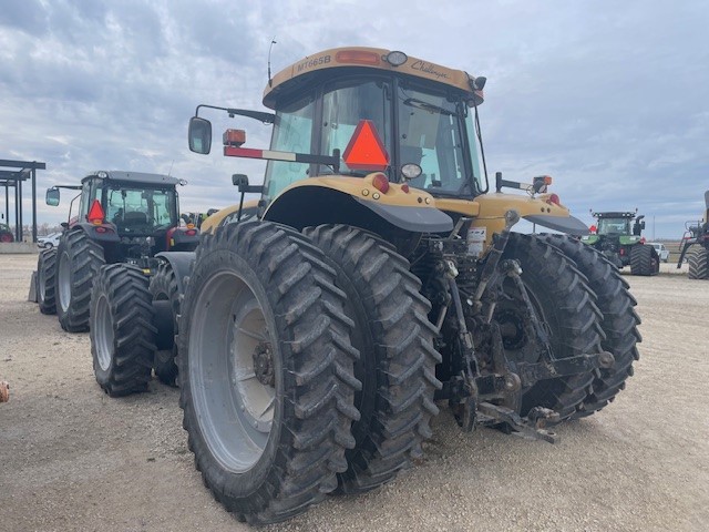 2005 Challenger MT665B Tractor