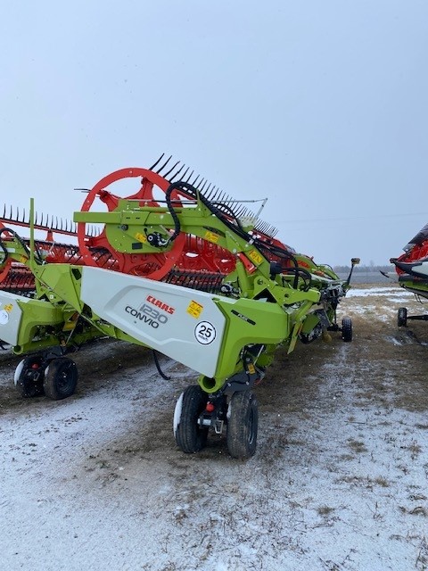 2022 CLAAS Convio Flex 1230 Header Combine