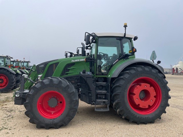 2019 Fendt 824S4 Tractor