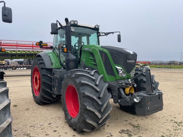 2019 Fendt 824S4 Tractor