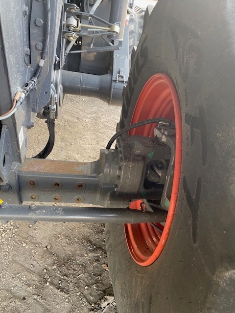 2022 CLAAS 8700TT Small Grains Combine