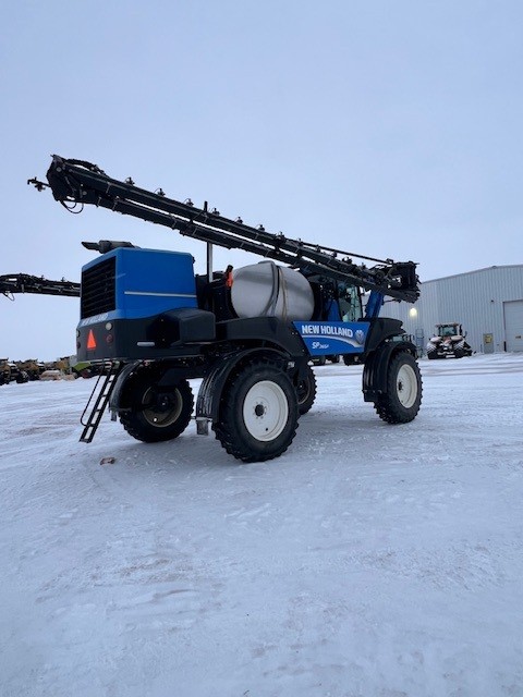 2014 New Holland SP.365F Sprayer/High Clearance