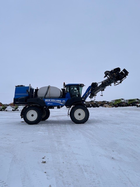 2014 New Holland SP.365F Sprayer/High Clearance