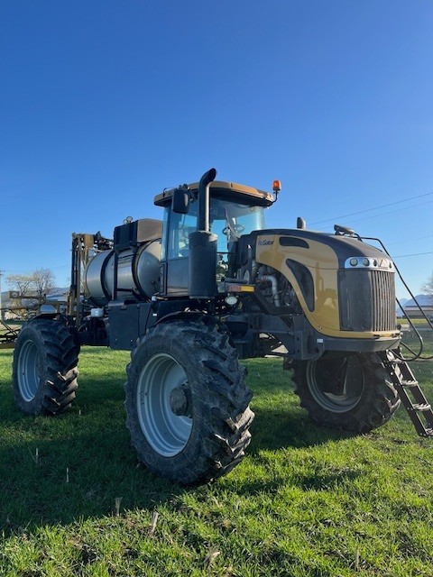 2020 RoGator RG1100C Sprayer/High Clearance