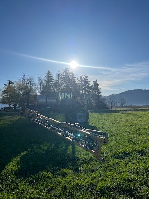 2020 RoGator RG1100C Sprayer/High Clearance