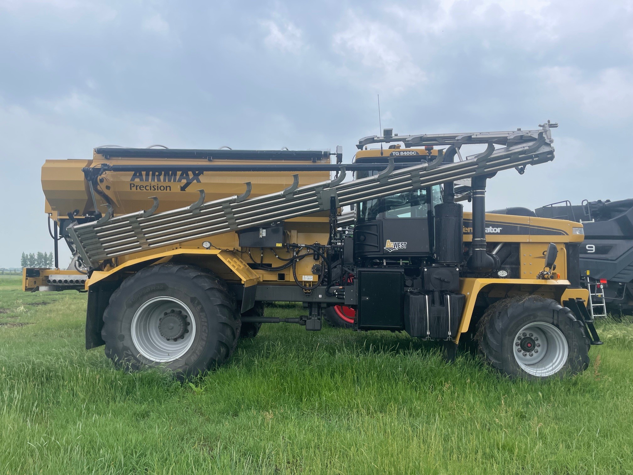 2023 TerraGator TG8400C Floater