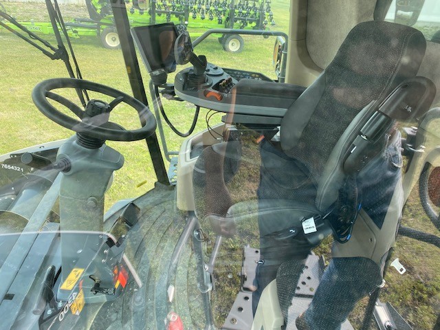 2022 Gleaner GLS97 Combine