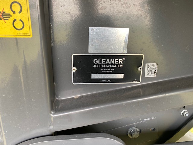 2022 Gleaner GLS97 Combine