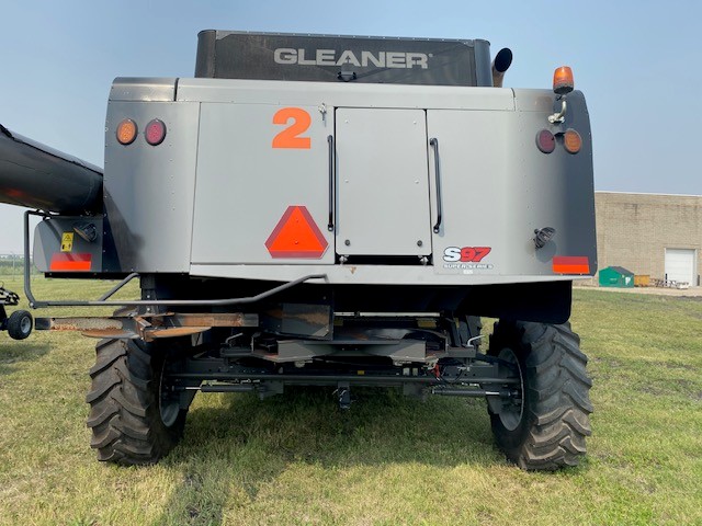 2022 Gleaner GLS97 Combine