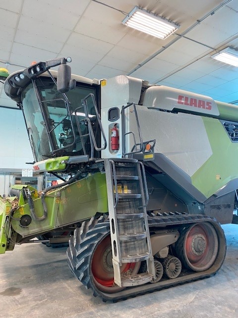 2022 CLAAS 7500TT Combine