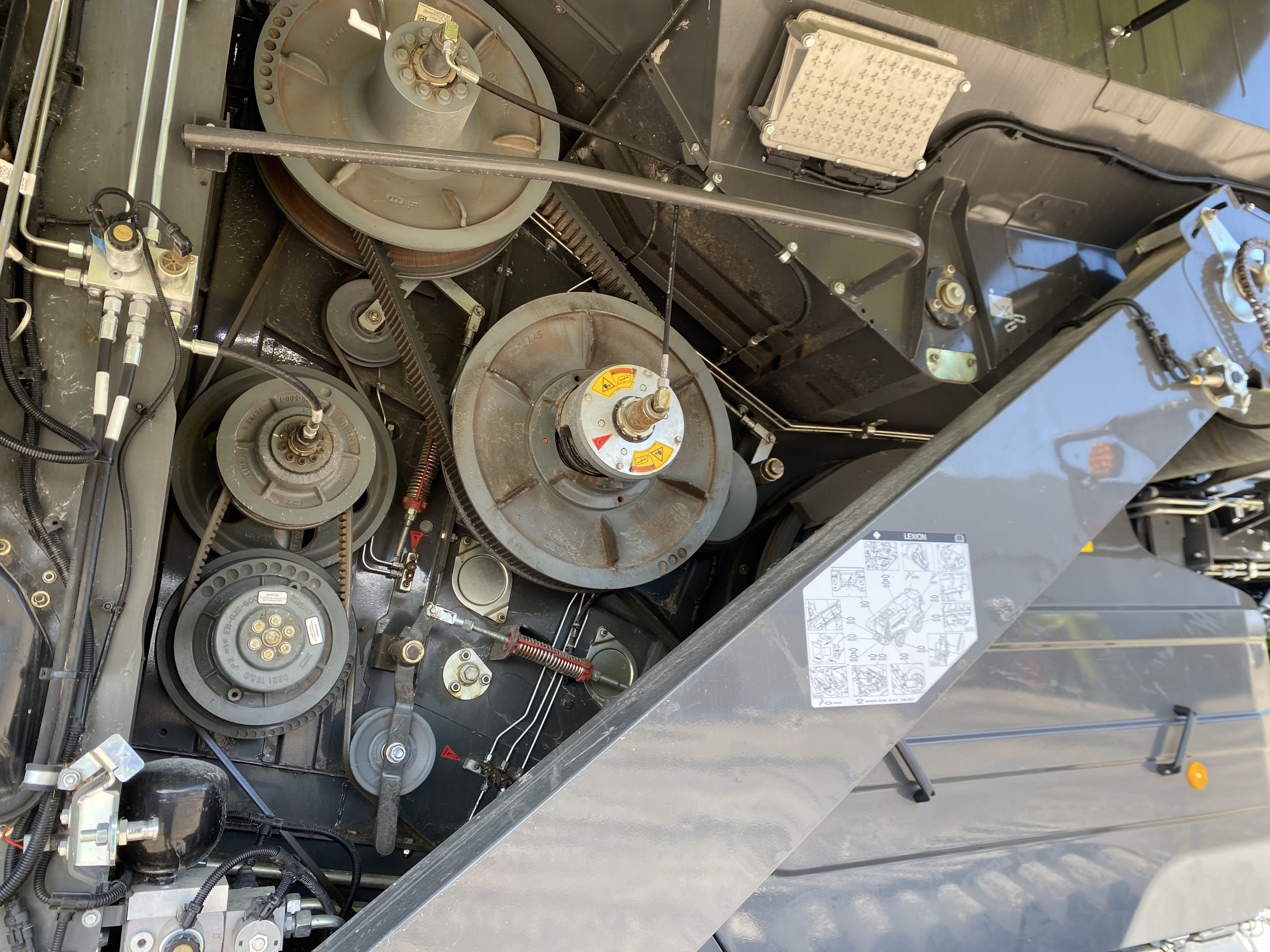 2022 CLAAS 7500TT Combine