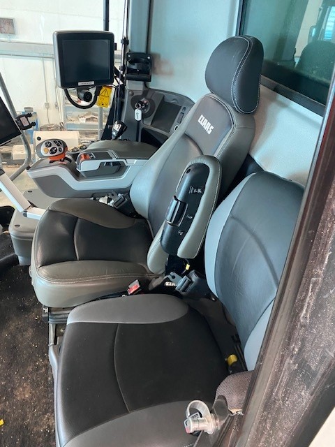 2022 CLAAS 7500TT Combine