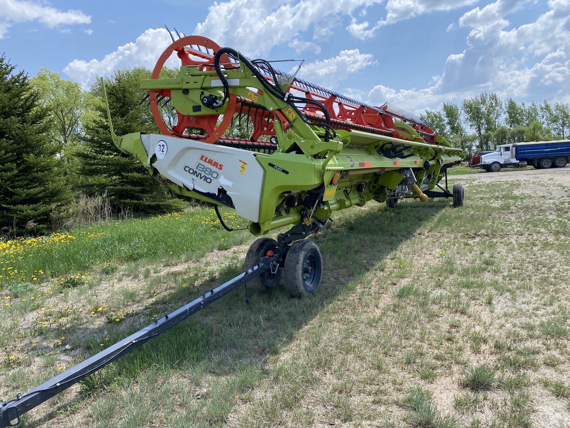 2022 CLAAS Convio Flex 1380 Header Combine
