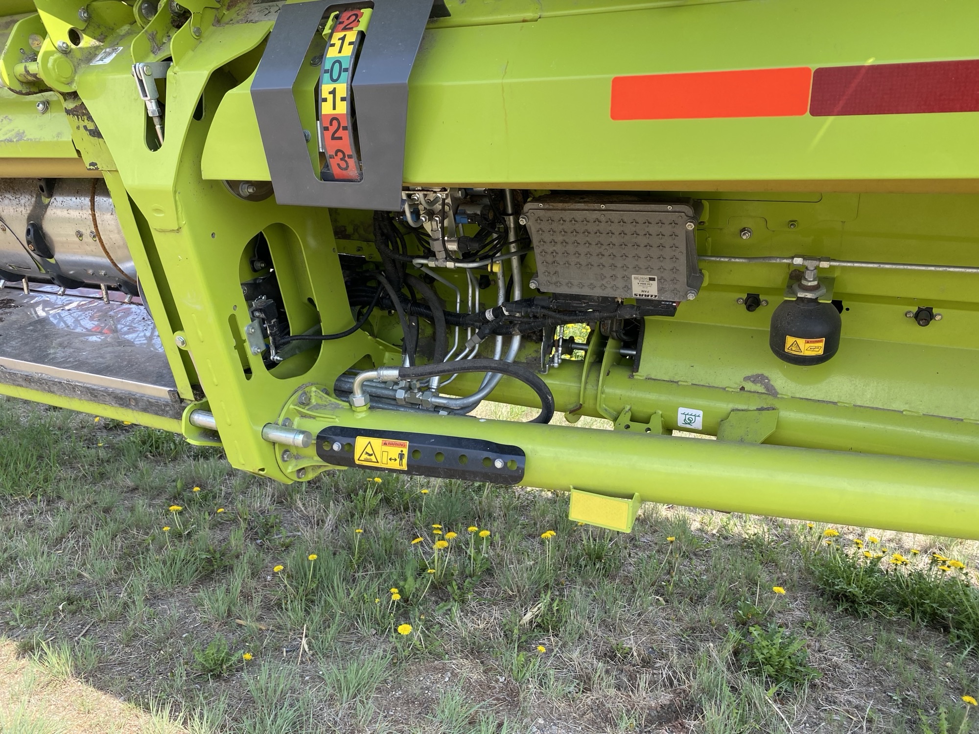 2022 CLAAS Convio Flex 1380 Header Combine