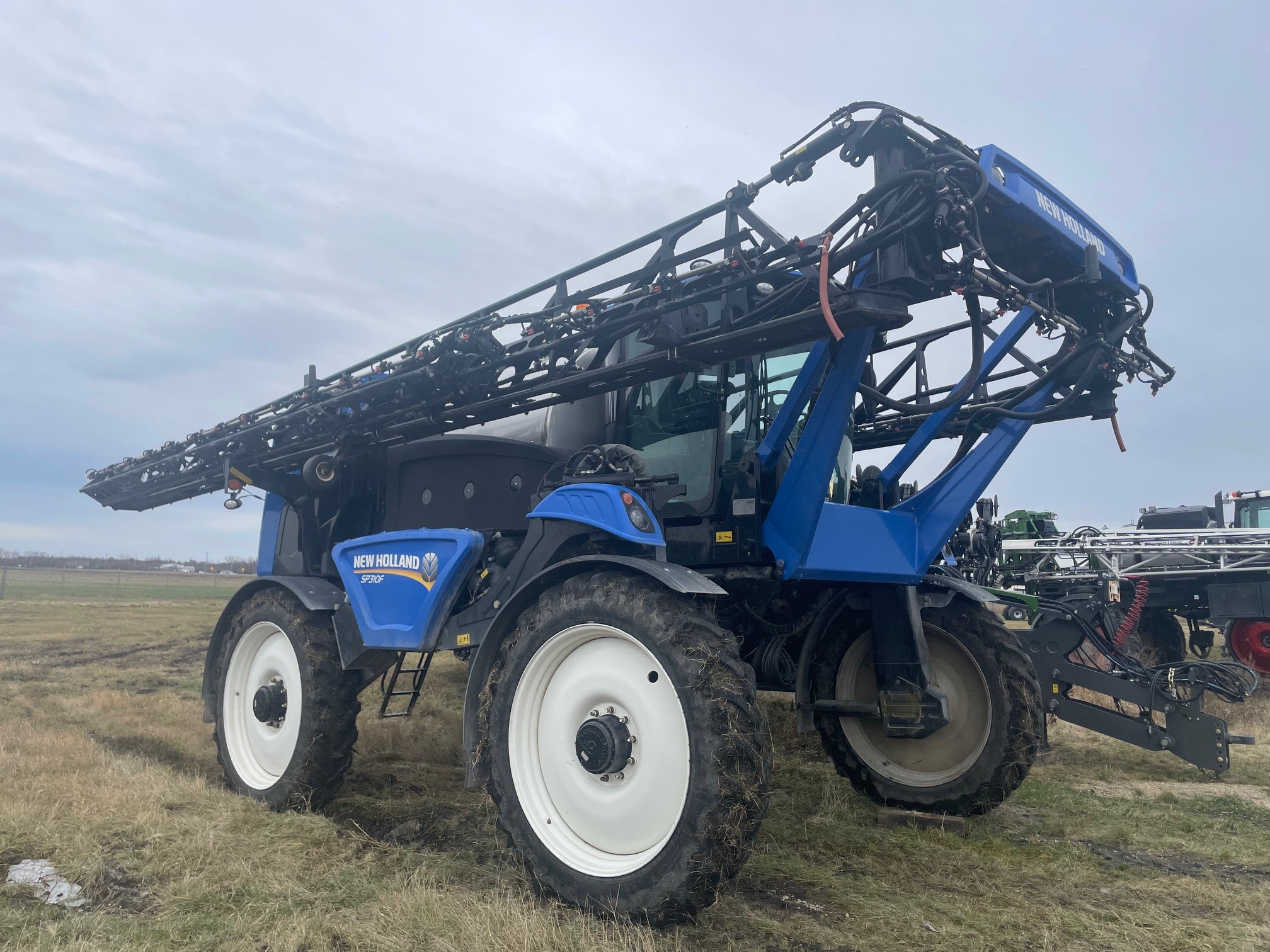 2019 New Holland SP.310F Sprayer/High Clearance