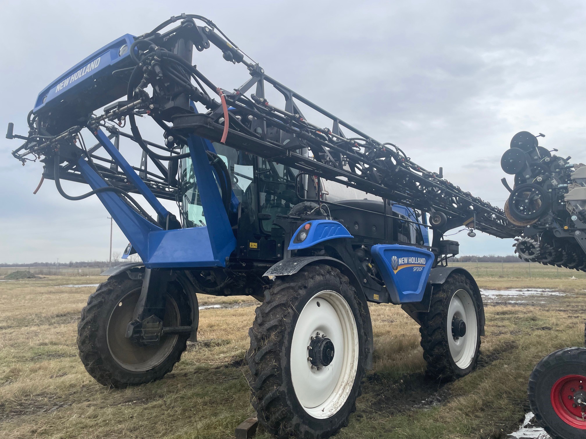 2019 New Holland SP.310F Sprayer/High Clearance