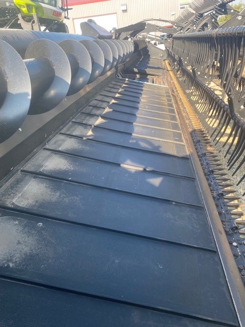 2020 MacDon FD140 Header Combine