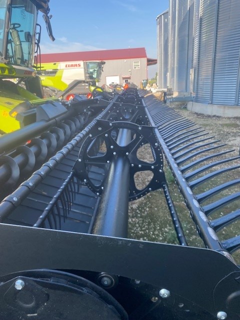2020 MacDon FD140 Header Combine