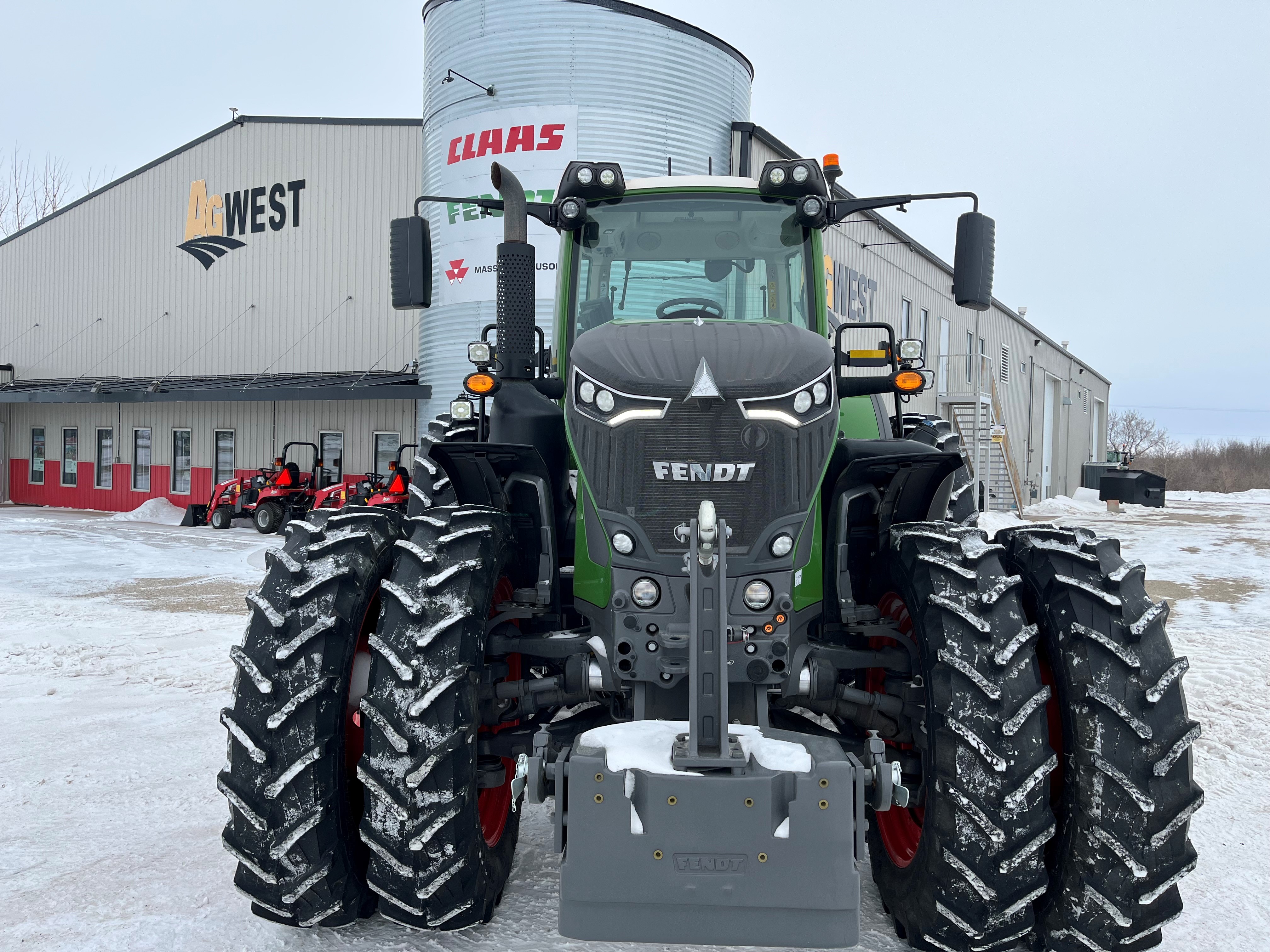 2024 Fendt 933 Gen7 Tractor