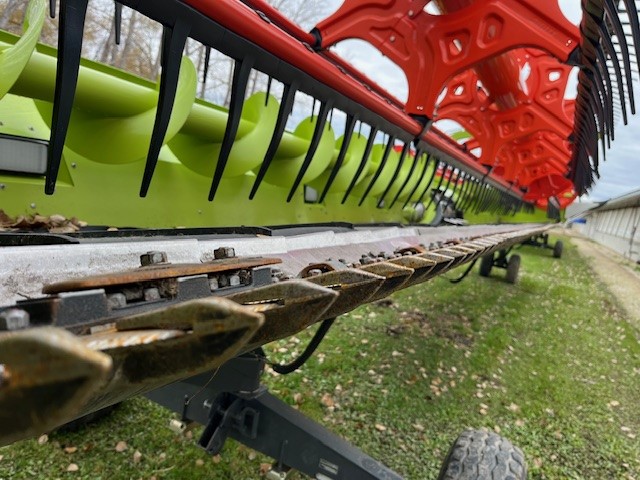 2022 CLAAS Convio Flex 1230 Header Combine