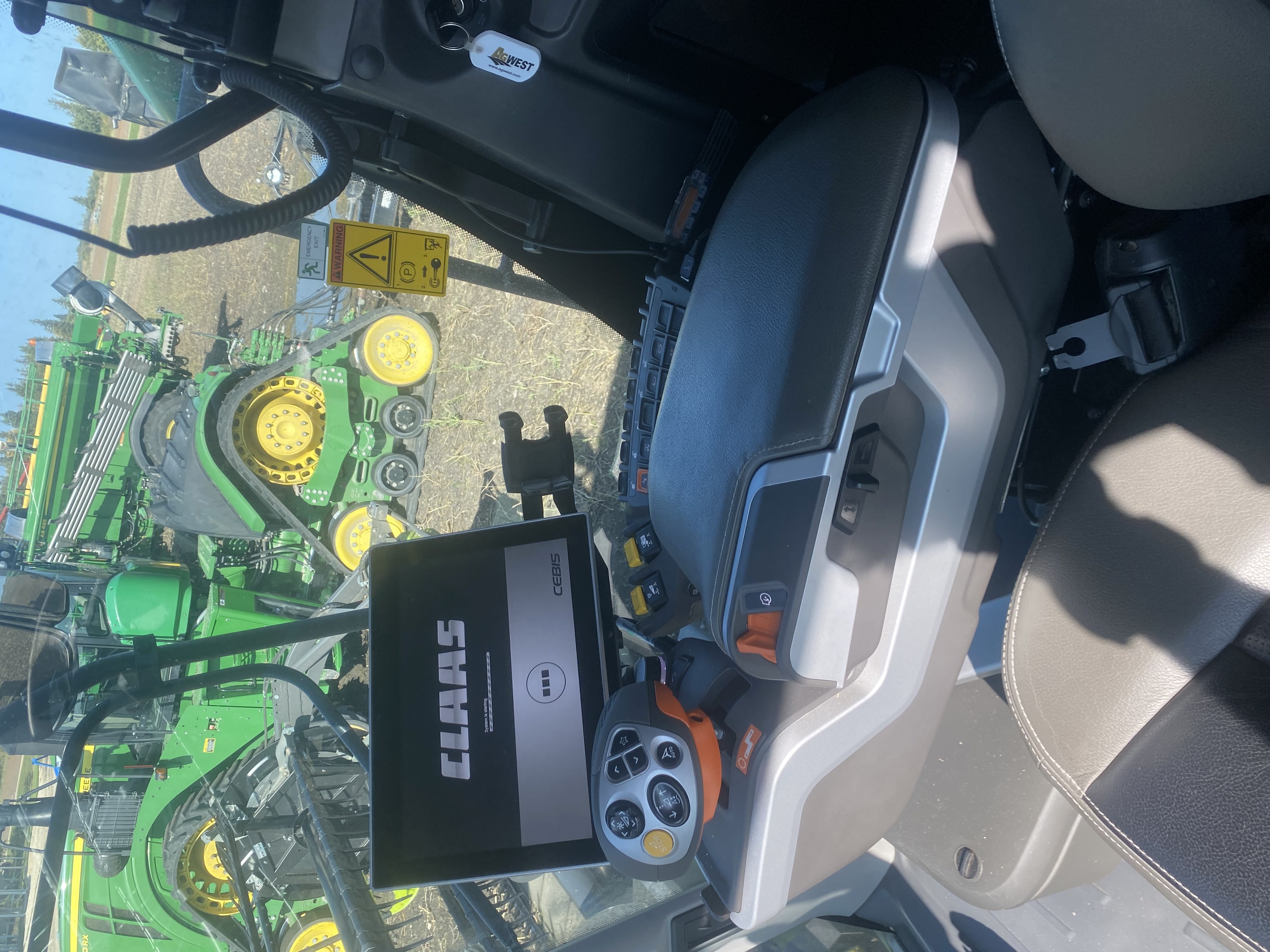 2023 CLAAS 6800 Combine