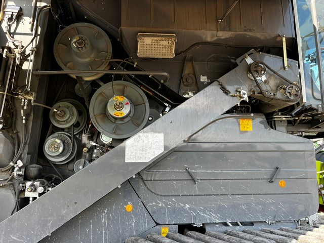 2022 CLAAS 6800TT Combine