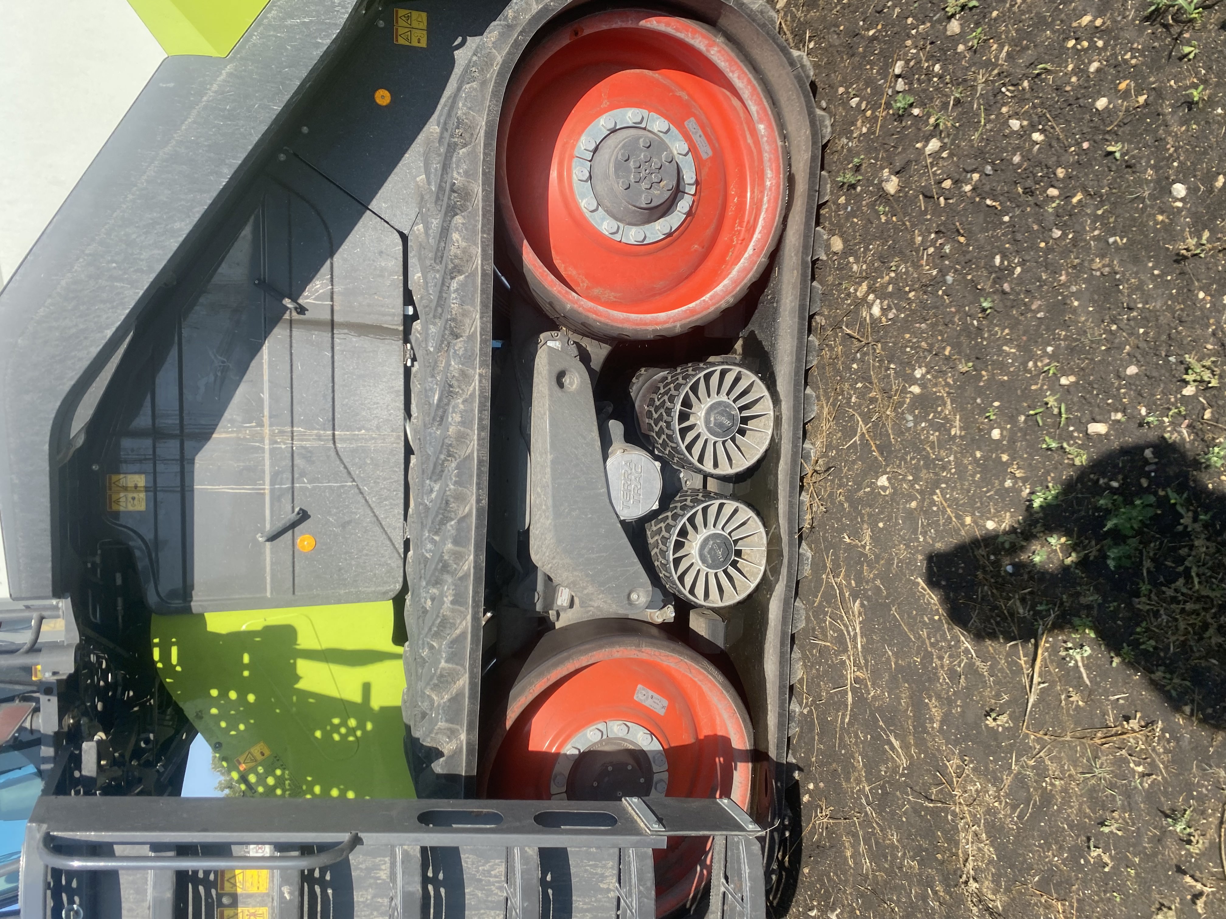 2022 CLAAS LEXION 6800 TERRA TRAC Grain N7/18 SW Combine