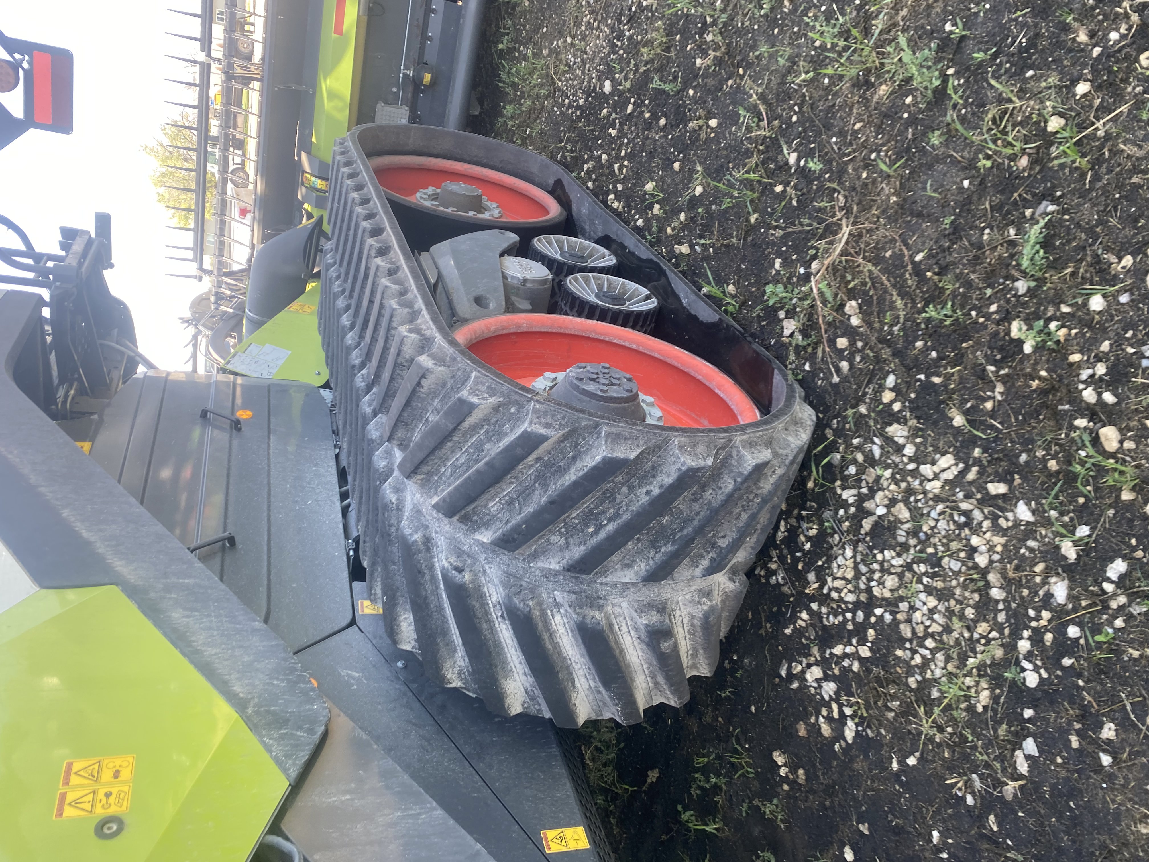 2022 CLAAS LEXION 6800 TERRA TRAC Grain N7/18 SW Combine