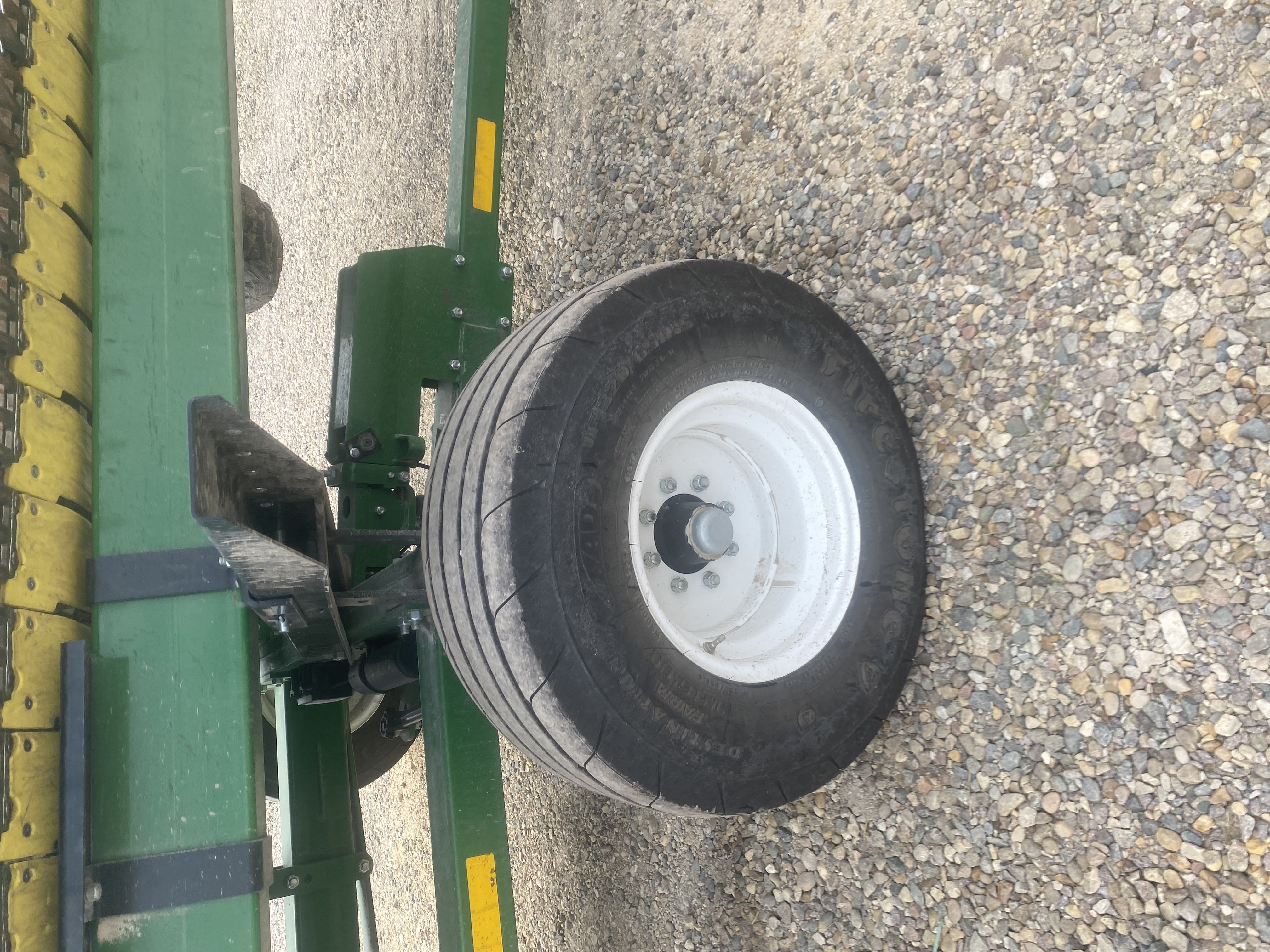 2024 Unverferth AWS-52 Header Transport