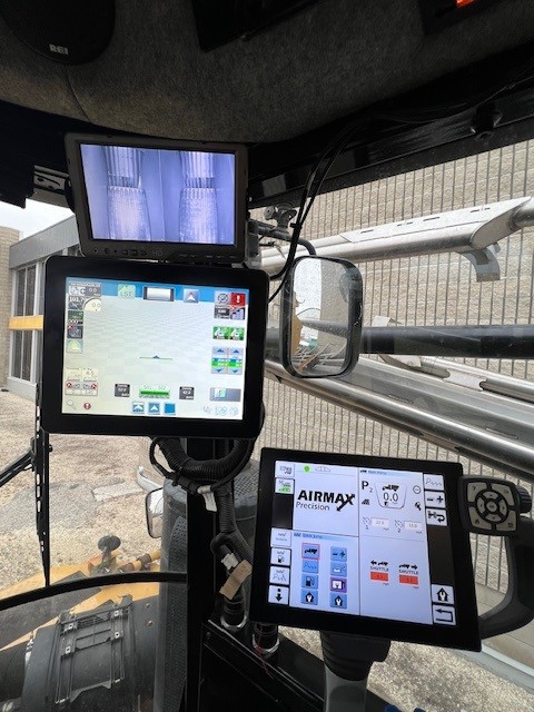 2023 TerraGator TG8400C Floater